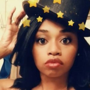 Meet your Posher, Mica